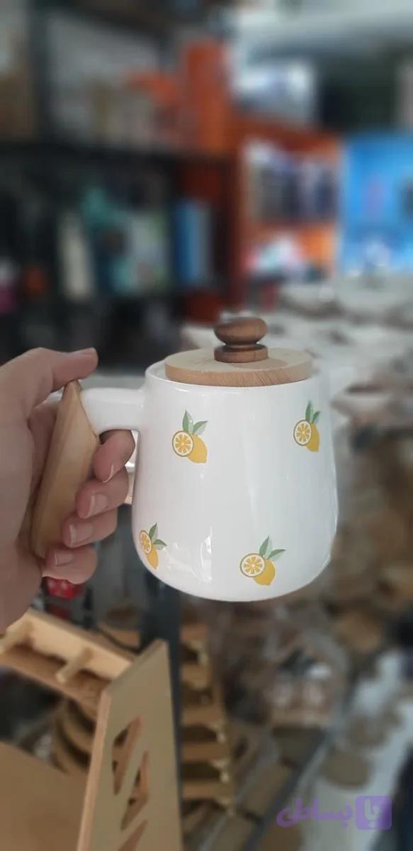 قوری دسته ودرب چوبی لیمو