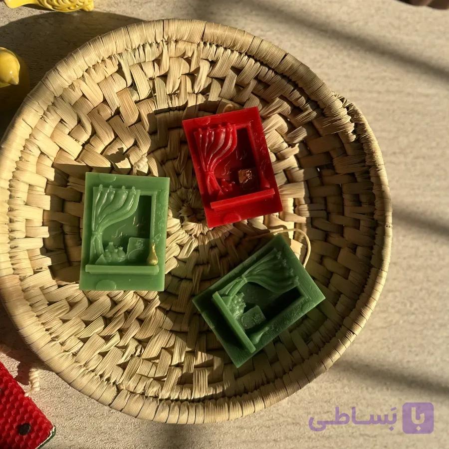 کتیبه یلدا مبارک طرح پنجره و انار (گیفت سنتی شب چله) — تصویر 1