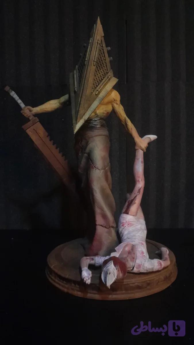 پیرامید هد از سایلنت هیل | pyramid head silent hill — تصویر 1