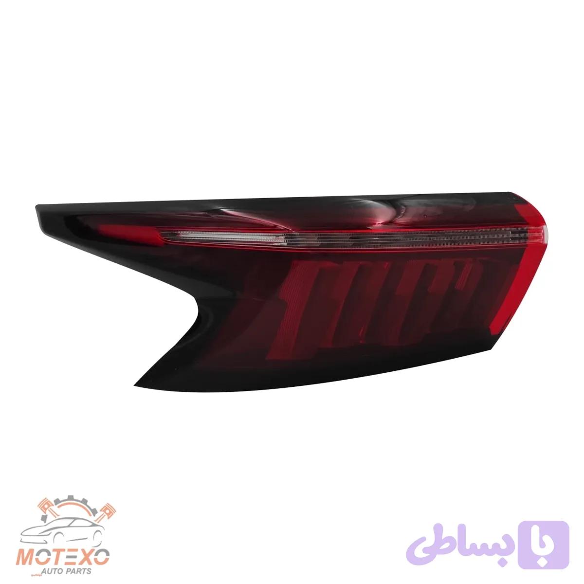 چراغ عقب روی گلگیر فونیکس FX سمت چپ