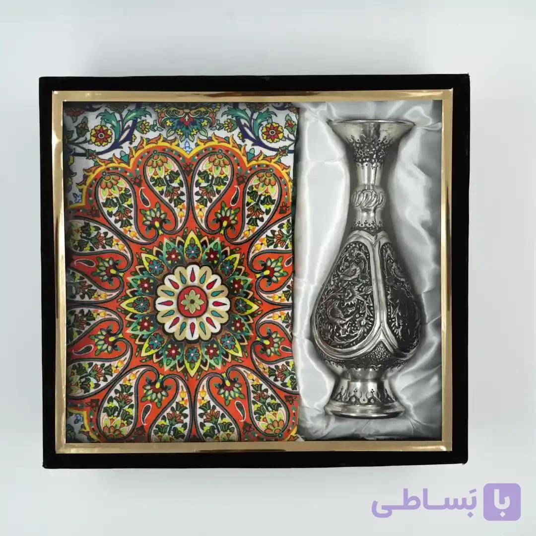 ست گلدان قلمزنی و پارچه ترمه