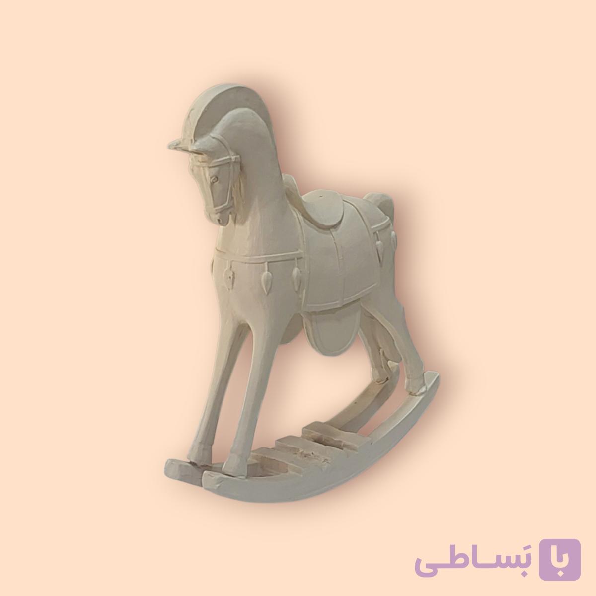 مجسمه رزینی اسب هخامنشینی