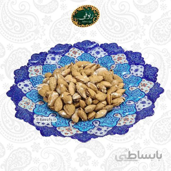 بادام منقا (پوست کاغذی)
