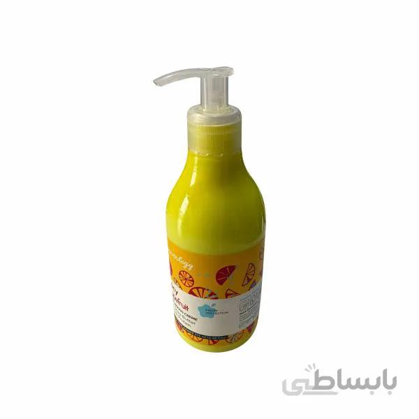 کرم آبرسان پمپی جوسی گریپ فروت هندولوژی ا Juicy Grapefruit Moisturizing Cream 375ml HANDOLOGY