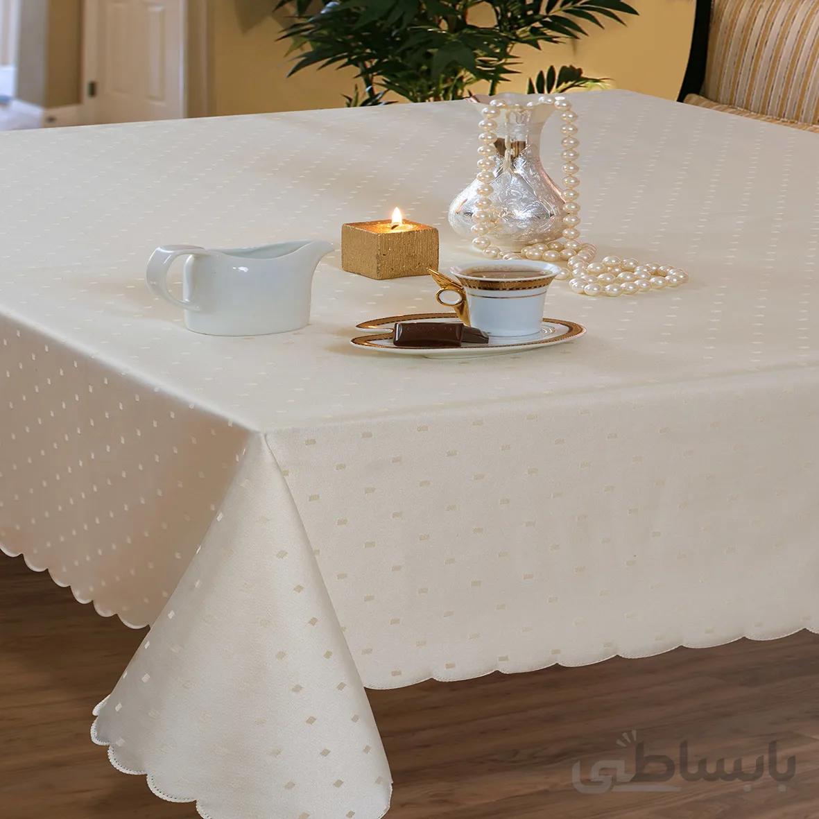 رومیزی ساتن ژاگارد 6 نفره مستطیل 180*150 اسکیپ کرم