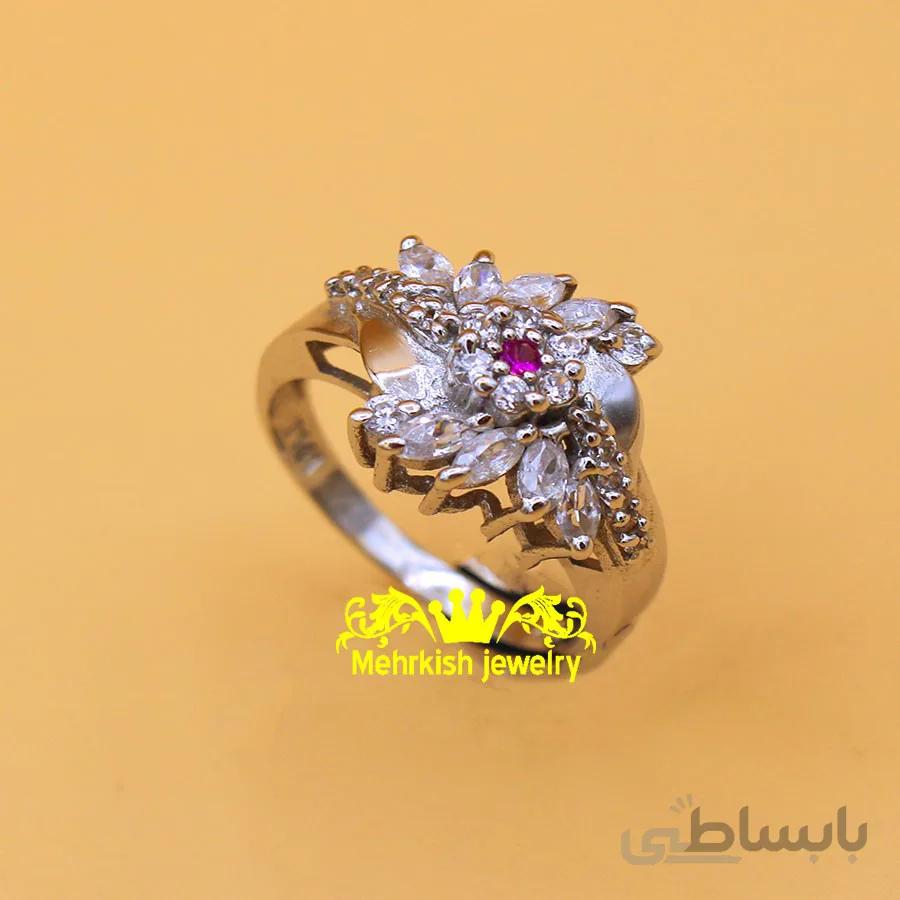 انگشتر یاقوت