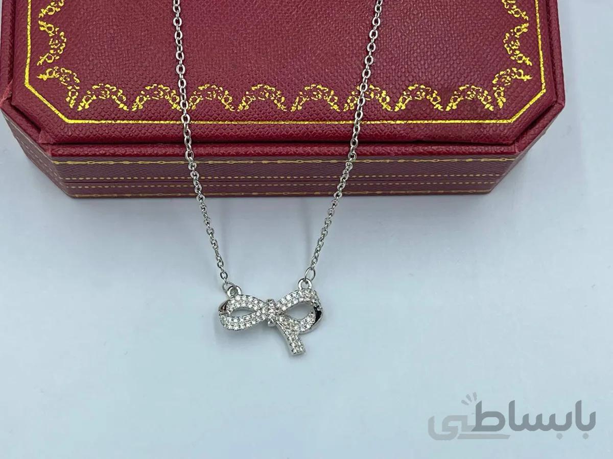 گردنبند طرح بی نهایت نقره ای