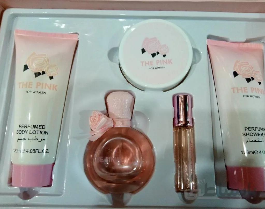 ست هدیه زنانه لاکوست کارلوتا ادو تویلت و لوسیون مدل CARLOTTA The Pink Lacoste Eau de Lacoste