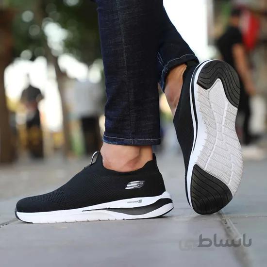 اسکیچرز مشکی شاهان
