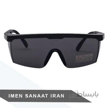 عینک فریم دار