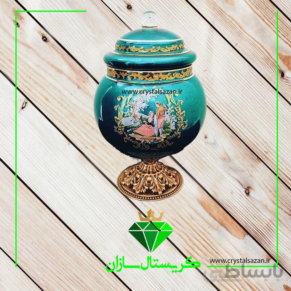 شکلات خوری پایه دار و درب دار مدل رومنس کریستال سازان سبز رنگ کد k1266 g
