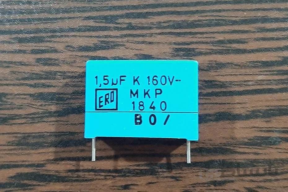 MKT 160V 1.5uF – خازن MKT، ظرفیت ۱.۵ میکروفاراد، ۱۶۰ ولت