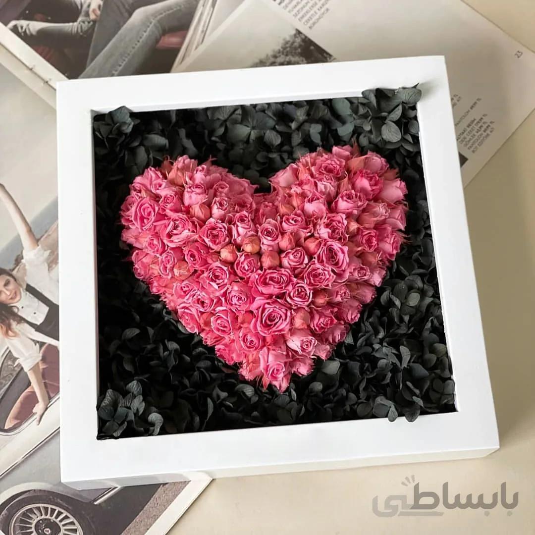 باکس گل هورتانسیا جاودان به شکل قلب شماره ۲۴۱