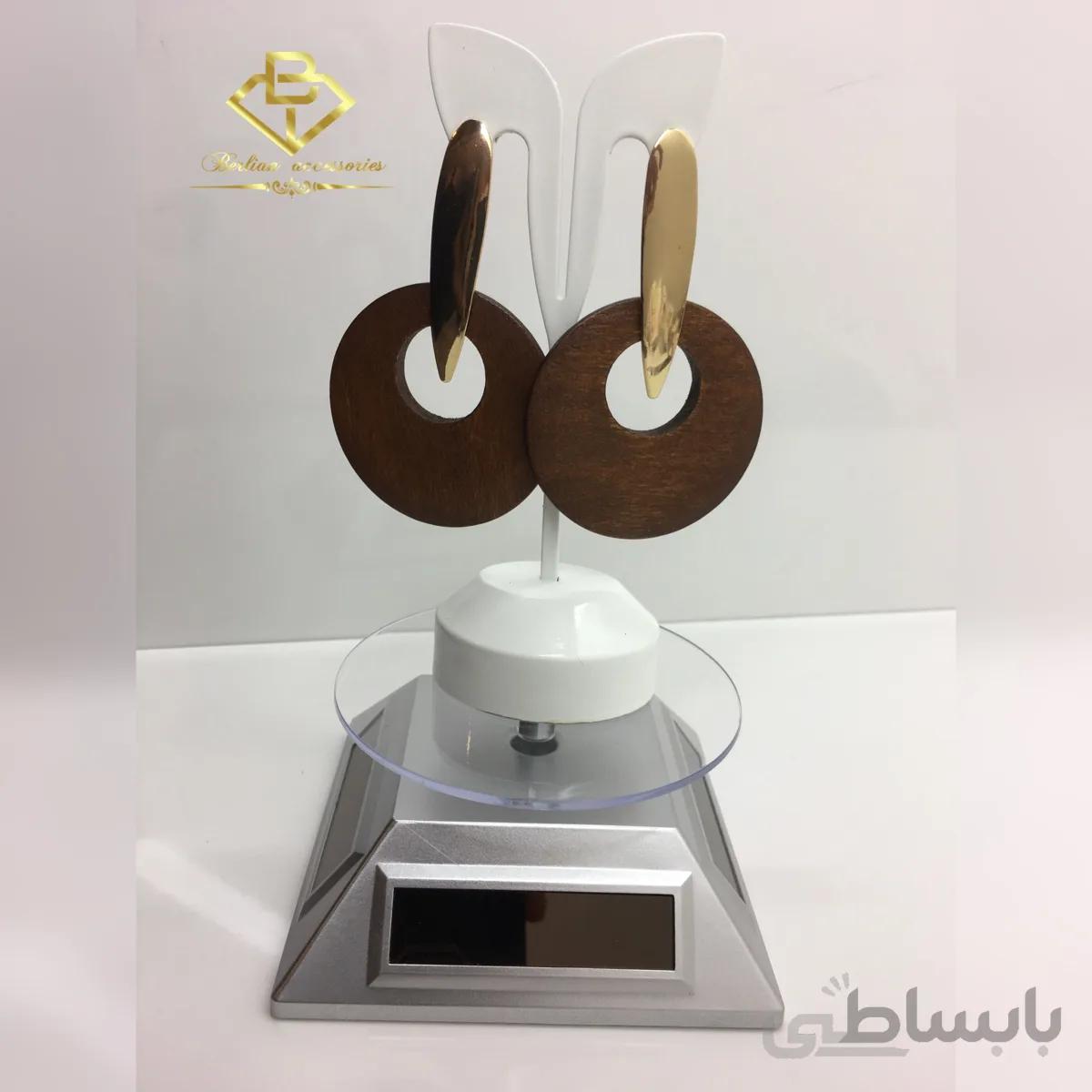 گوشواره چوبی