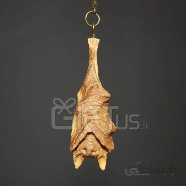 گردنبند چوبی طرح خفاش