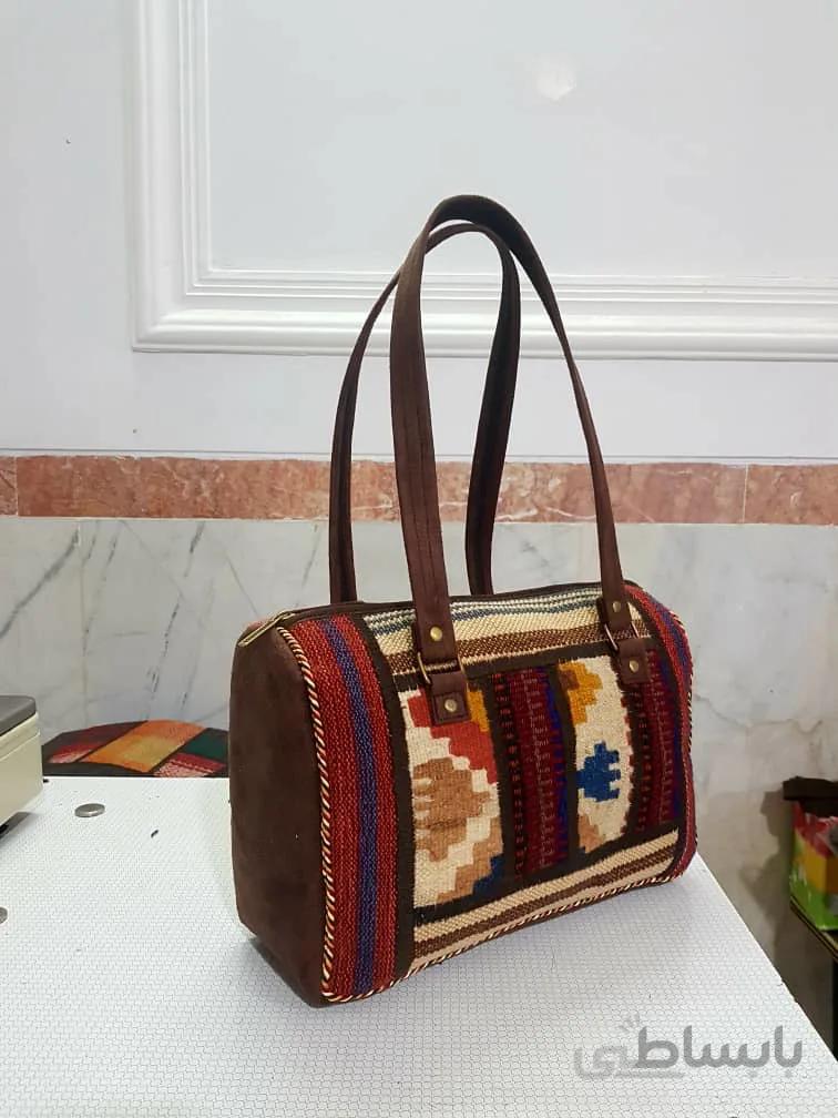 کیف دوشی سنتی تکه دوزی گلیم و جاجیم کد ۱۰۱۷۲۰