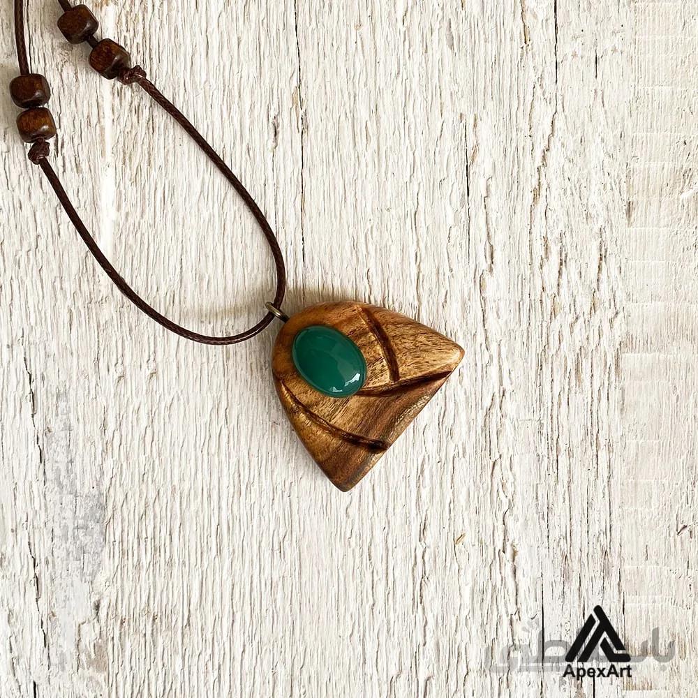 گردنبند چوبی طرح عقیق