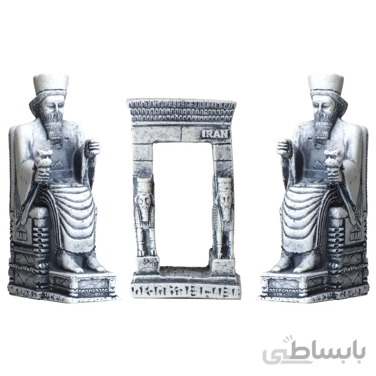 مجسمه دروازه ملل و داریوش برتخت