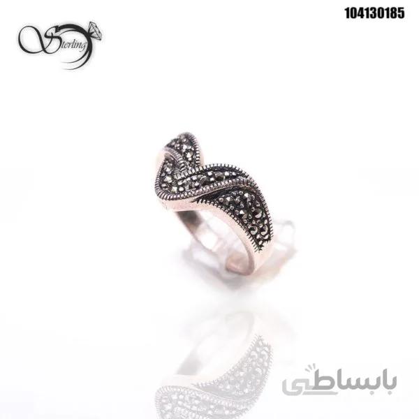 انگشتر نقره زنانه طرح خاص کد:۱۲۶۶