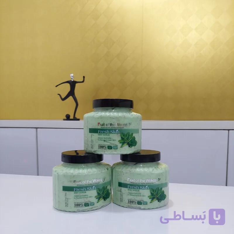 اسکراب صورت و بدن هلو پوست تازه برند Wokali آلمان 500 میل