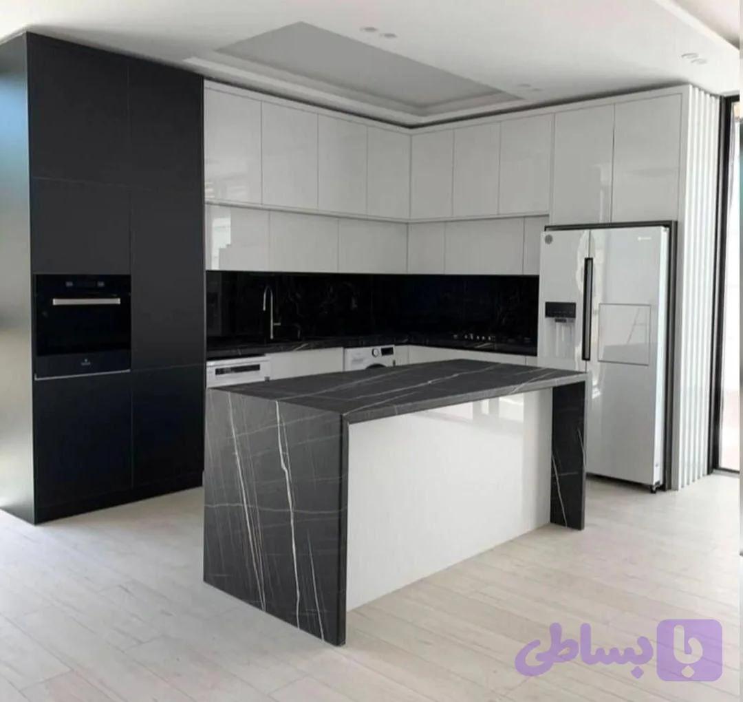 کابینت هایگلس سوپر مات پاک چوب مشکی سفید کدM۱۴۹