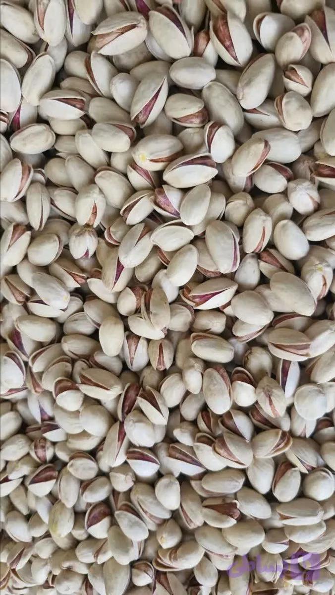 پسته احمد آقایی( توچین )