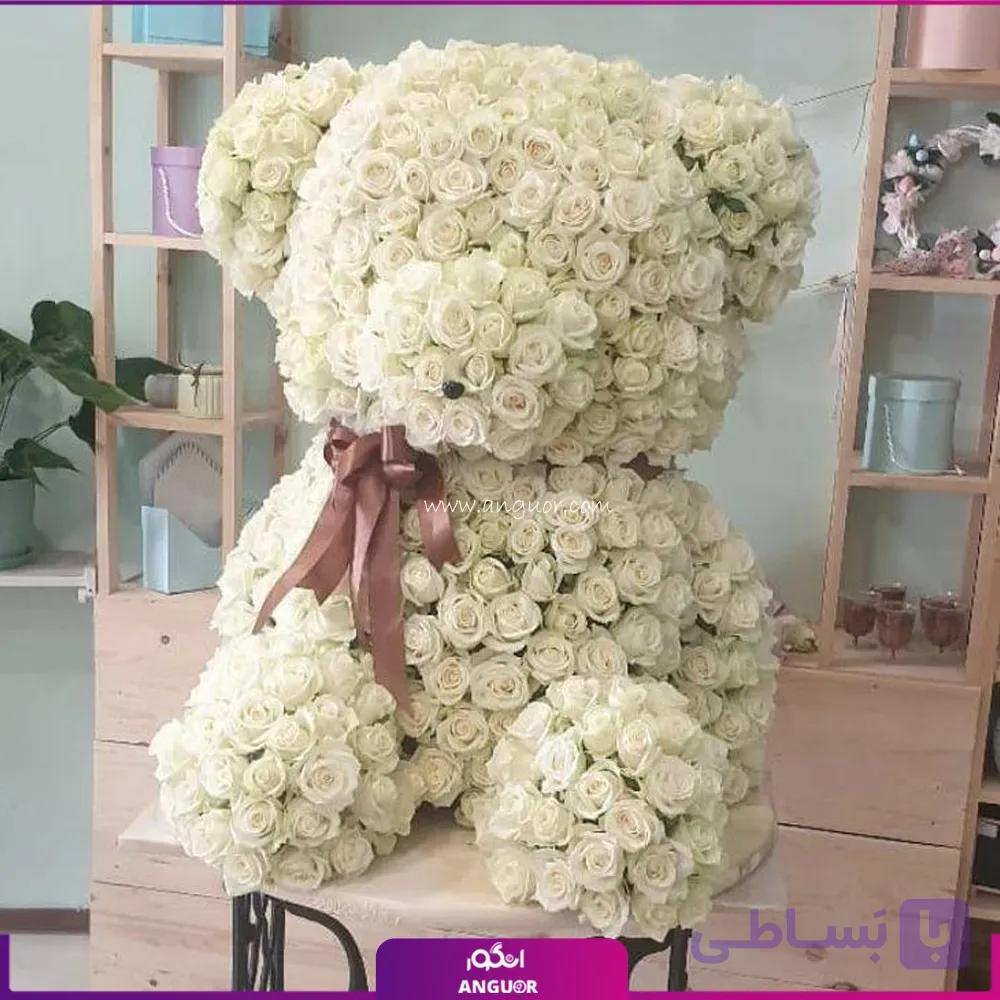 خرس ولنتاین طراحی شده با رز سفید