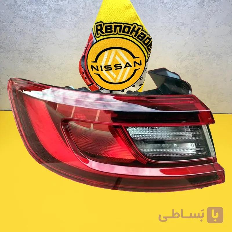 چراغ خطر چپ گلگیر رنو آرکانا