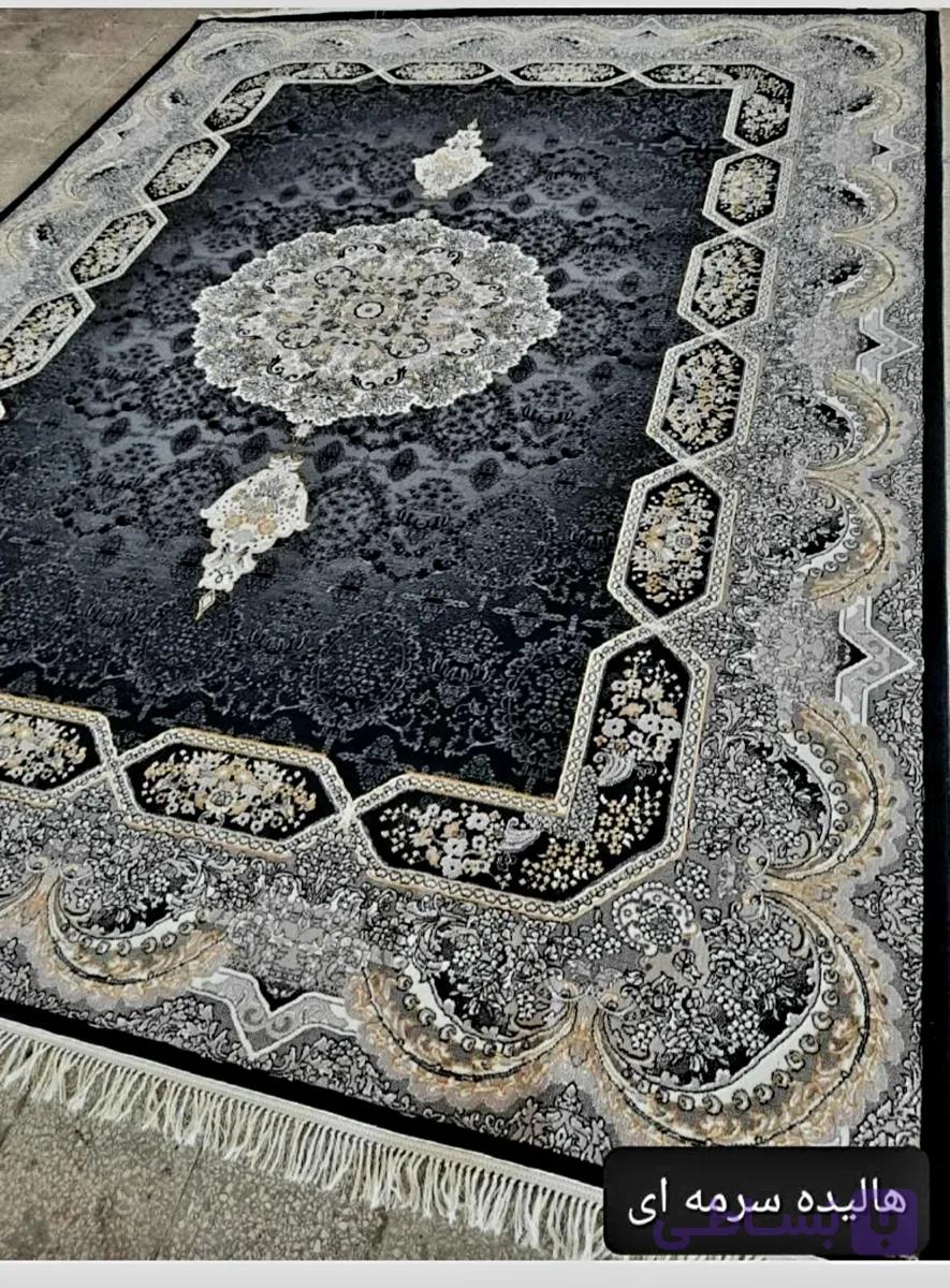 فرش ارزان هالیدی طوسی۶متری۷۰۰شانه تراکم۲۵۵۰