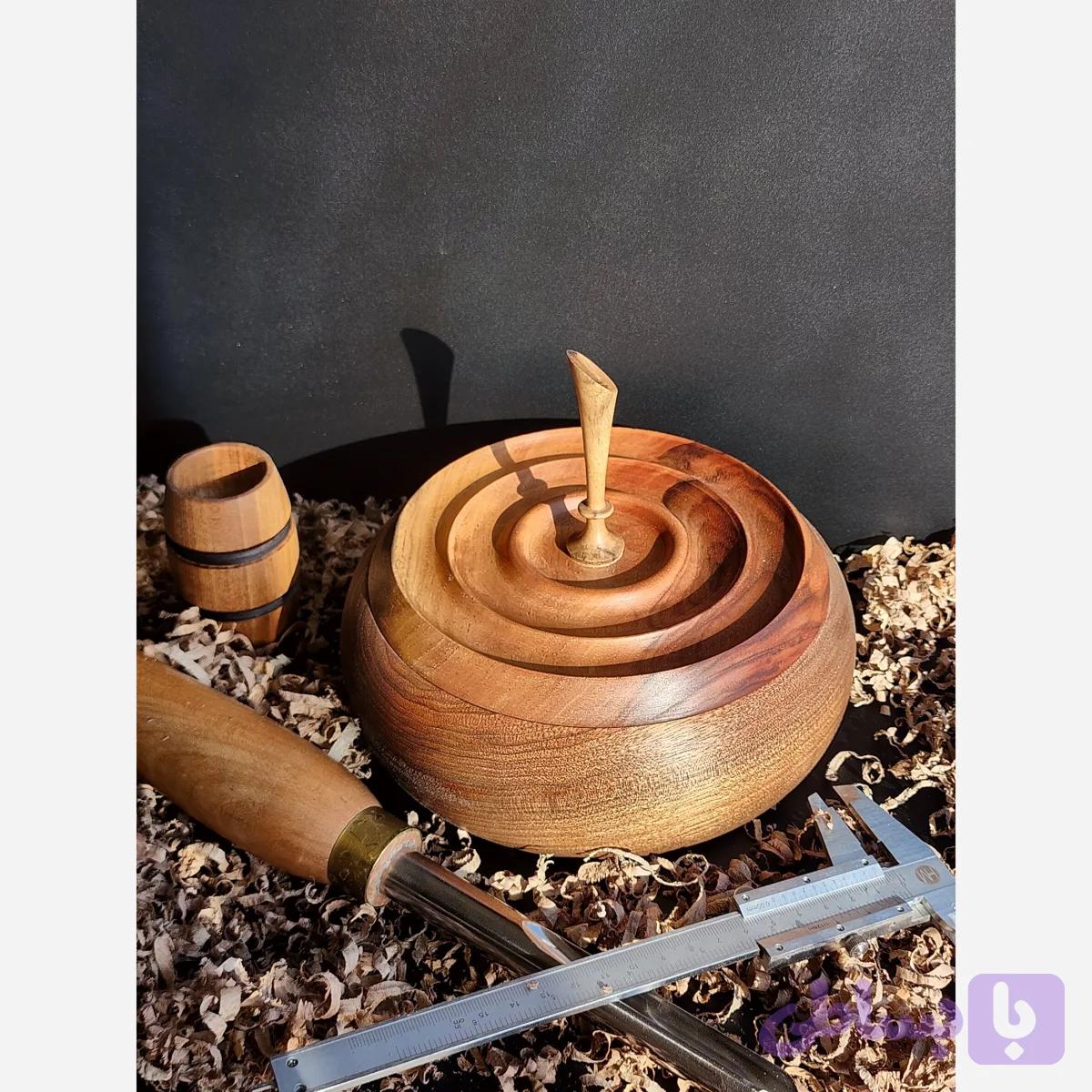 شکلات خوری چوبی خراطی شده از چوب گردو اعلا