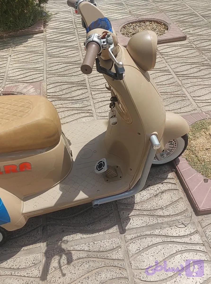 سه چرخه برقی VIRA کلاسیک