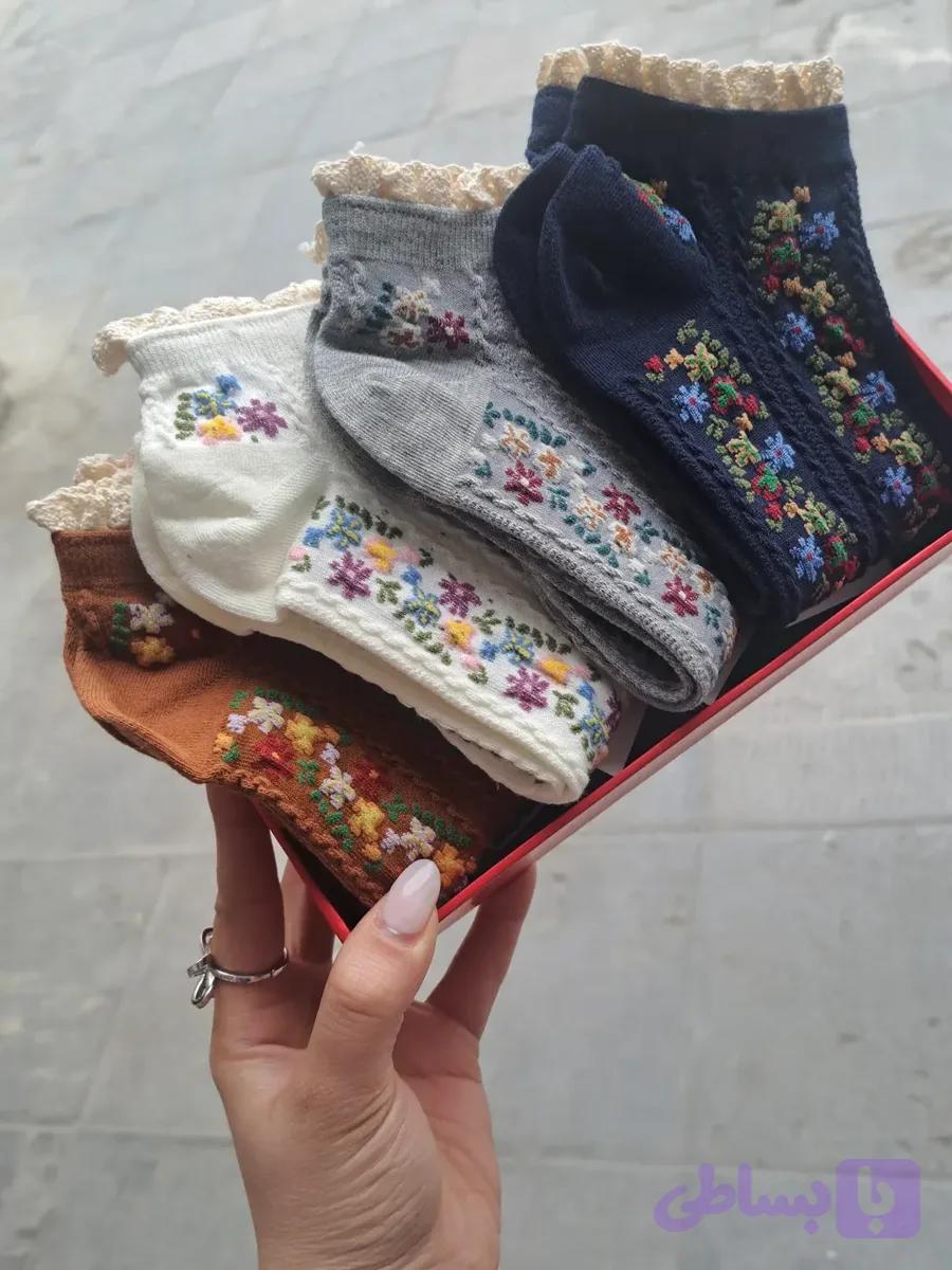 جوراب گلدار