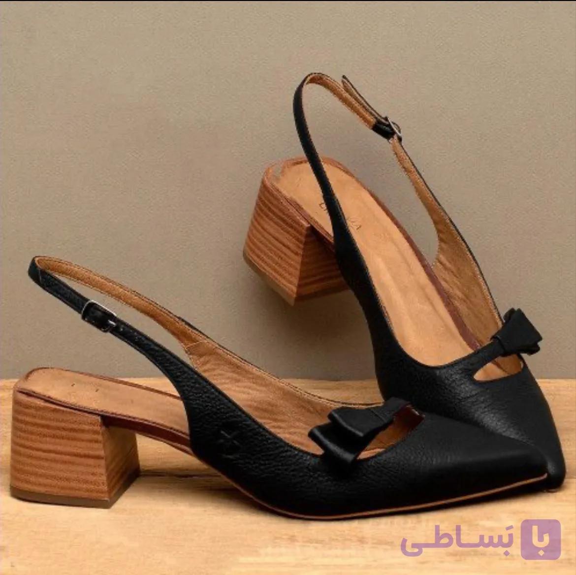 كفش مجلسي با رویه ی سوگو پاشنه ی پنج سانت طرح چوبی