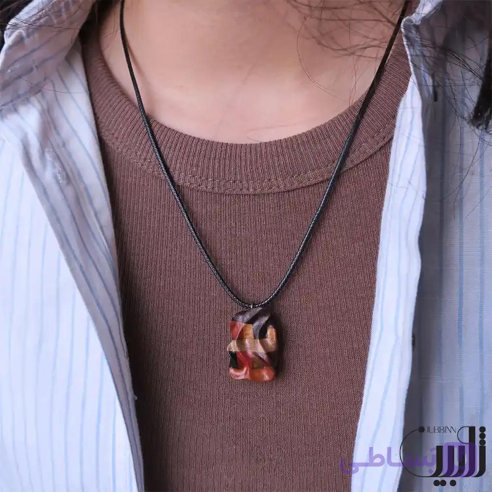 گردنبند چوبی تلاطم رنگ ها (تک نسخه)