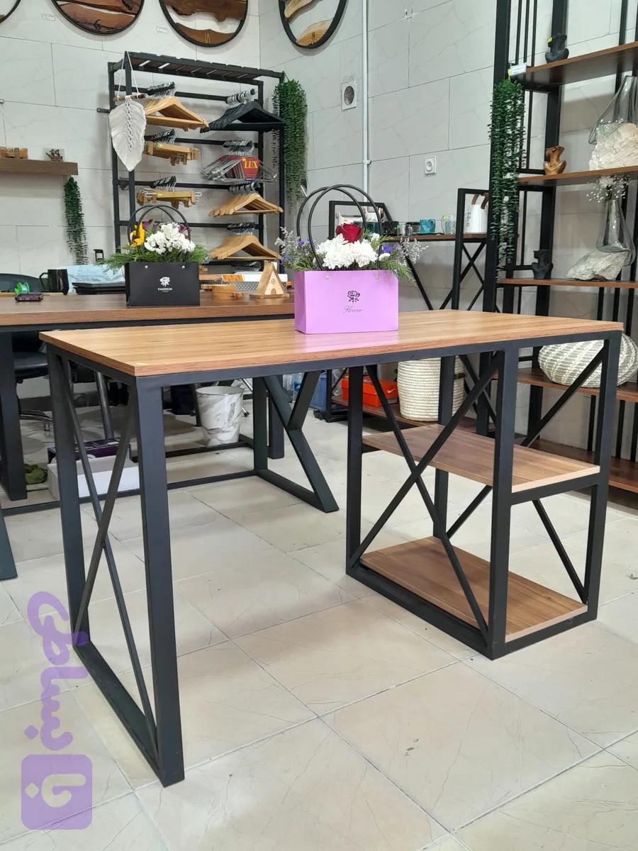 میز تحریر کنار طبقه چوب وفلز ابعاد ۱۲۰ در ۶۰مدل کارن کد M28