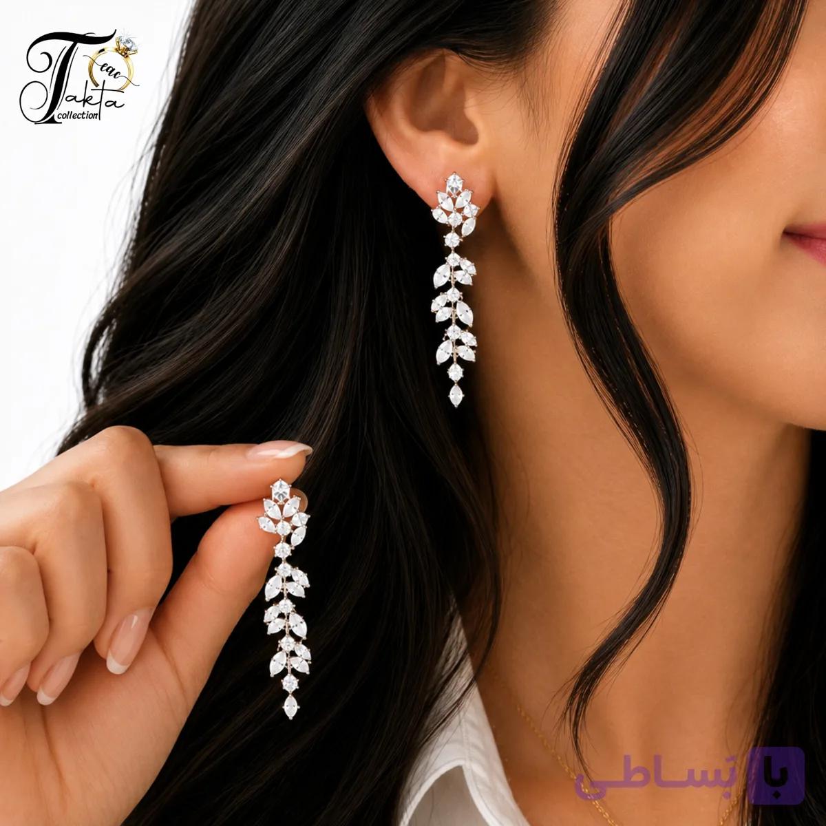 گوشواره زنانه مدل آناهیتا با نگین کریستالی مخراجکاری | Takta Collection